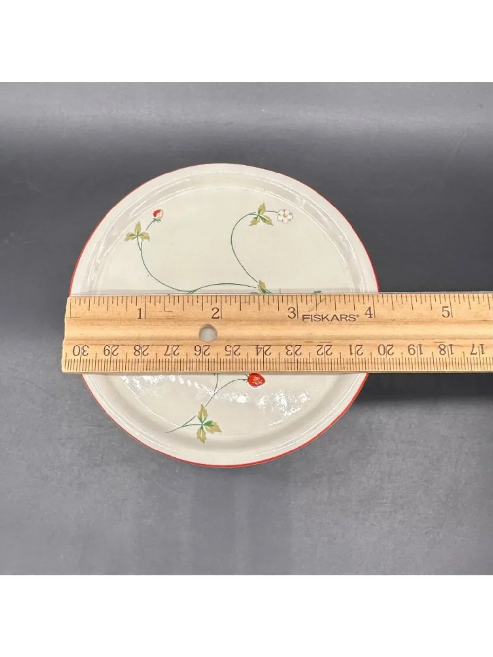 Vintage Strawberry Canister Jar Cottage Granny 1980s Korea Ceramic Storage Retro - Picture 10 of 10